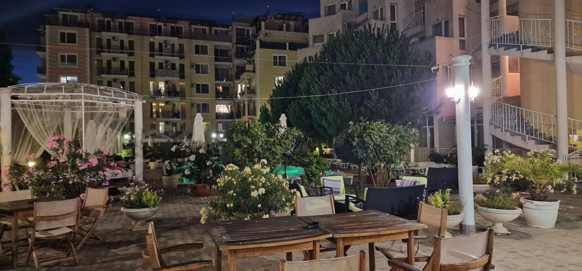 Vanilla Garden Apartments Sunny Beach Ngoại thất bức ảnh