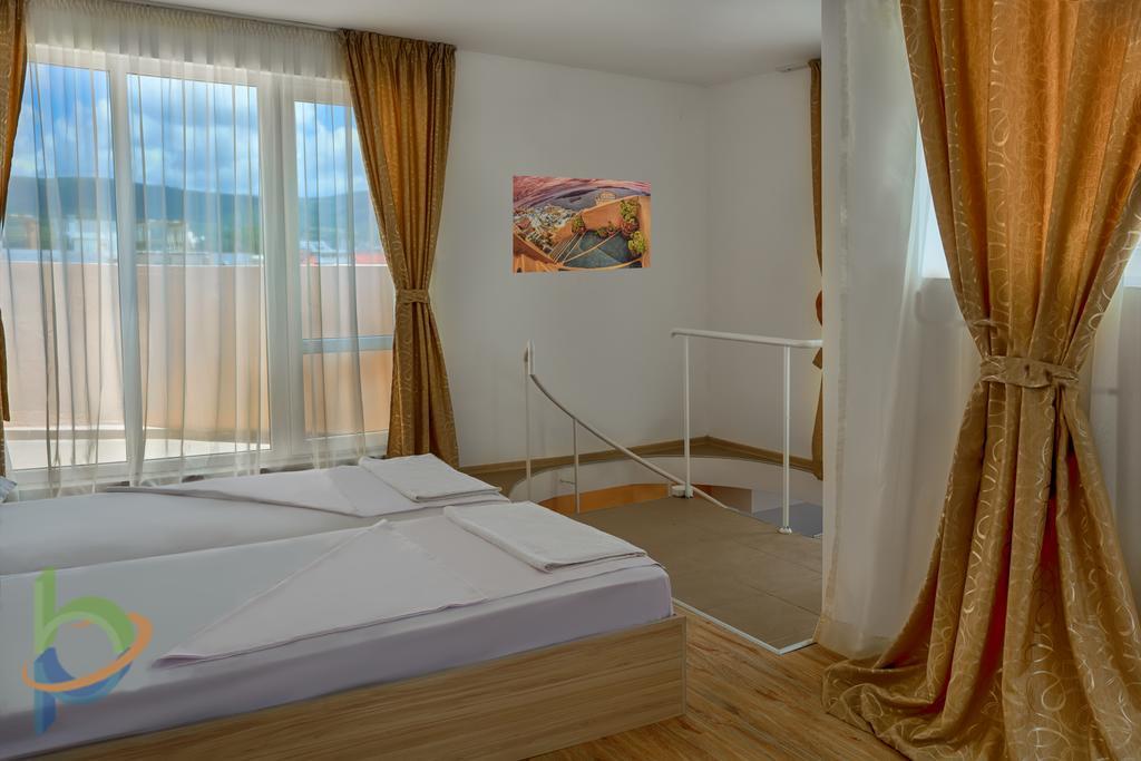 Vanilla Garden Apartments Sunny Beach Ngoại thất bức ảnh