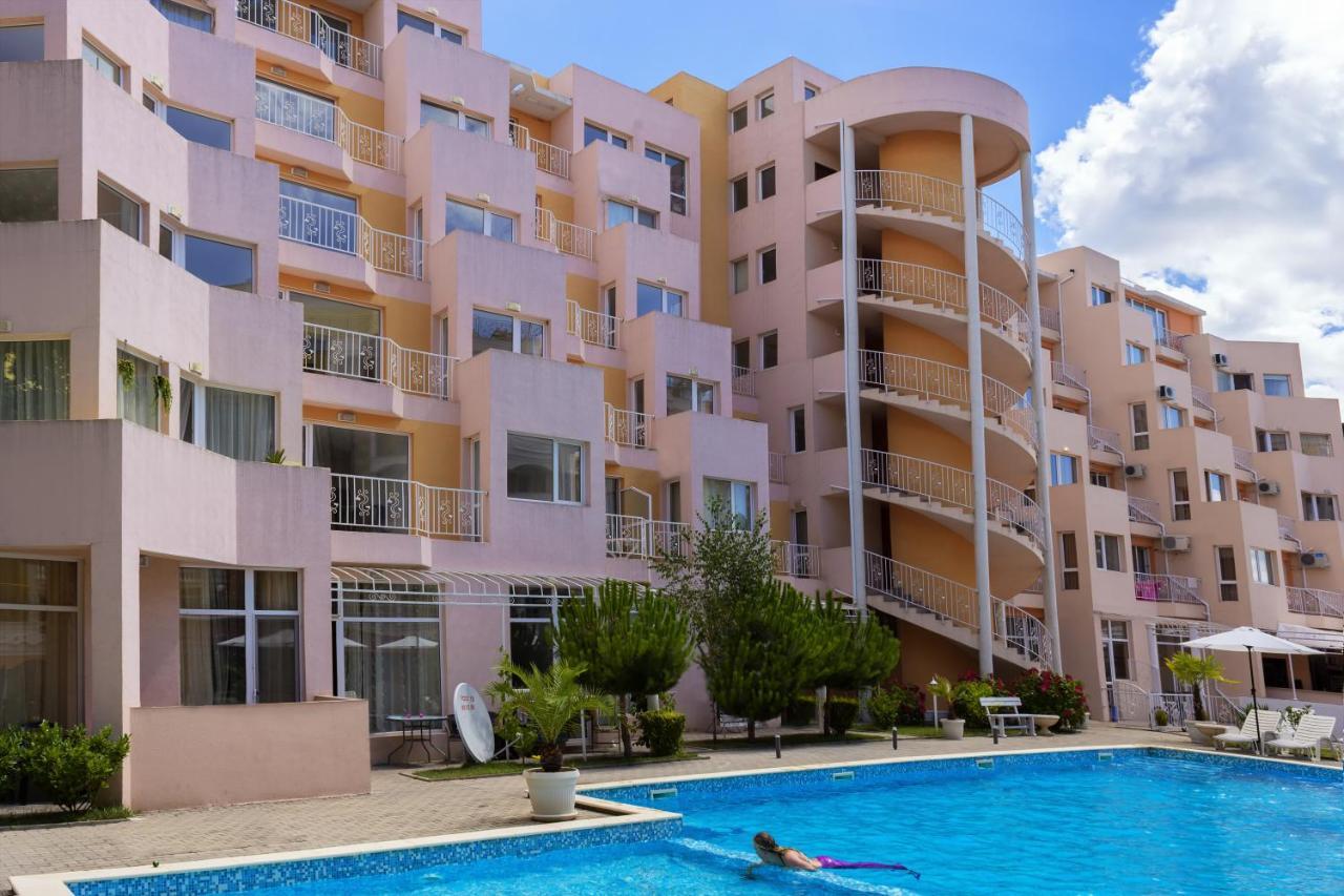 Vanilla Garden Apartments Sunny Beach Ngoại thất bức ảnh